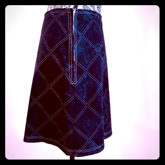 INC black Faux Suede White diagonal stitching plaid design bias cut mini size 6 - Picture 2 of 15